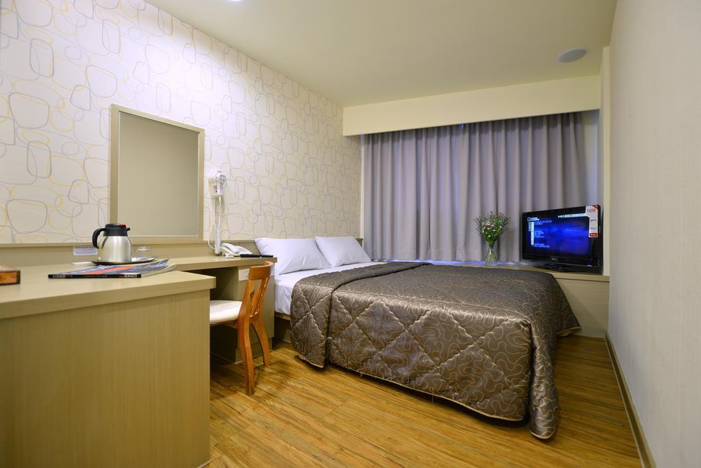 Ing Wang Hotel Тайнань Екстер'єр фото